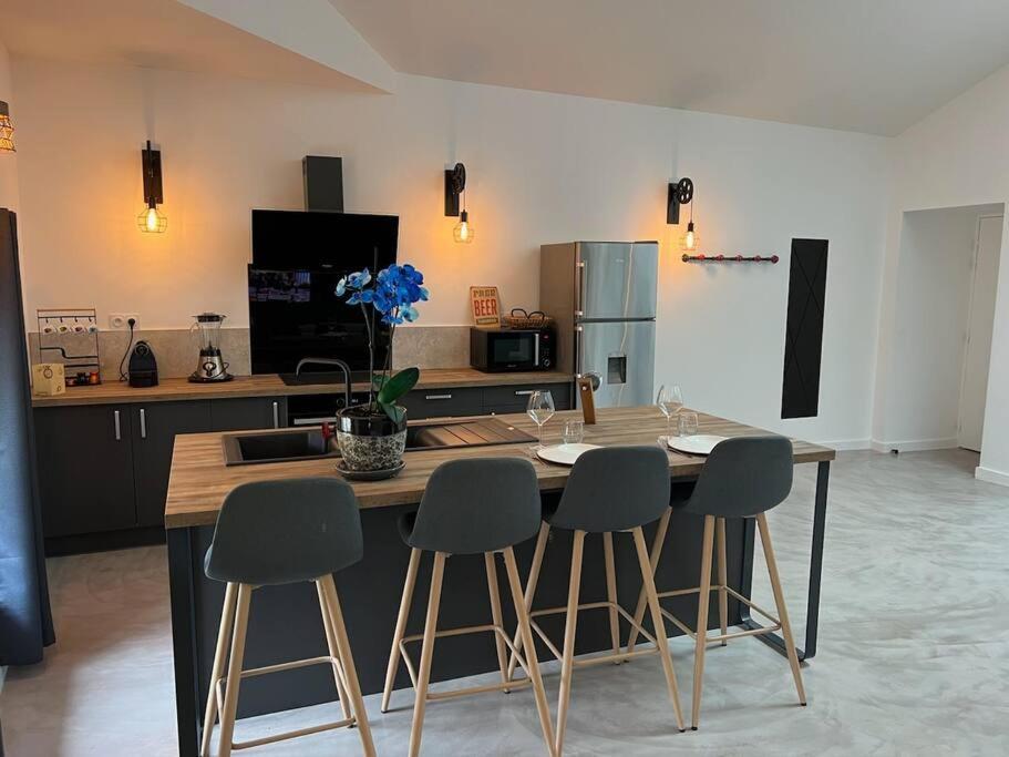 Loft Design Lägenhet Lapalud Exteriör bild